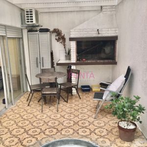 Amplio Apartamento En Venta Ubicado En Calle 20, 3 Dormitorios Planta Baja.