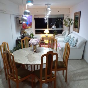 Disponible En Alquiler De Temporada, Apartamento 3 Dormitorios, Península.
