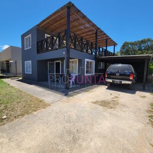 Espectacular Casa De 4 Dormitorios