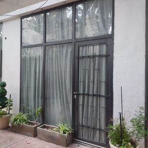 Local Comercial En Venta Ubicado En Pocitos