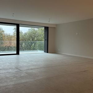 Venta Penthouse Duplex Golf 4 Dormitorios En Suite Y Servicio Parrillero