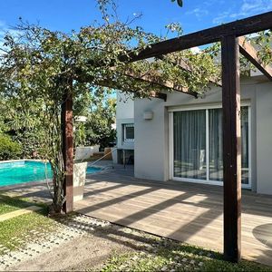 Venta Alquiler Casa Carrasco 4 Dormitorios