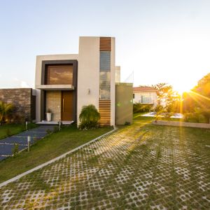 Moderna Casa A Estrenar En El Urubo 