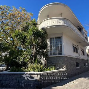 Venta De Casa En Pocitos 9805 De 4 Dormitorios