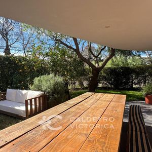 Venta Apartamento En Carrasco 9898, De 4 Dormitorios