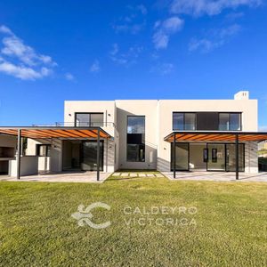 Alquiler Casa En Altos De La Tahona 8754 De 4 Dormitorios