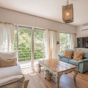 Apartamento En Venta En Malvín 10210, Reciclado, De 4 Dormitorios, Con Renta