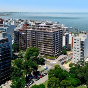 Apartamento En Punta Carretas 7466