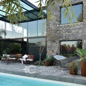 Venta Casa Lomas De La Tahona 8042, 4 Dormitorios Con Piscina