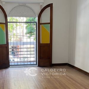 Casa En Venta En Pocitos 8820, Ideal Empresa