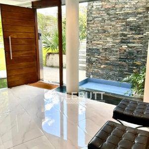 3 Dormitorios 2 Baños + Servicio Parrillero Piscina Garaje X 2 . Punta Gorda