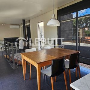 A Pasos Del Mar. Pu. 2 Plantas  3 Dormitorios 2 Baños Terraza Parrillero Malvin