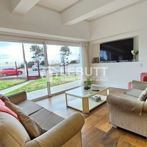 Venta Punta Gorda Rambla 4 Dormitorios 4 Baños Piscina Parrillero Garaje X 2