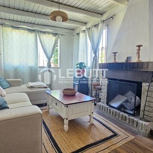 A Pasos Rambla Costanera Venta Casa 3 Dormitorios 2 Baños Patio Y Jardin