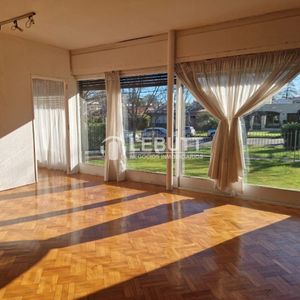 Casa Venta Punta Gorda Ideal Empresa Oficina Casa De Salud O Familia Una Planta