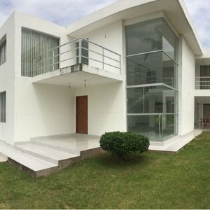 Hermosa Casa En Villa Bonita Urubo 