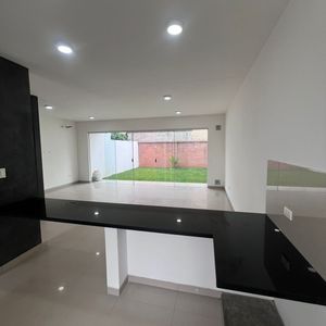 Casa En Venta – Barrio Jardín Latino