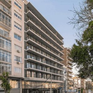 Cosmopolitan - Piera