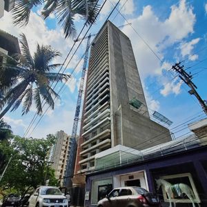 Sky Tower Monoambiente En Equipetrol.