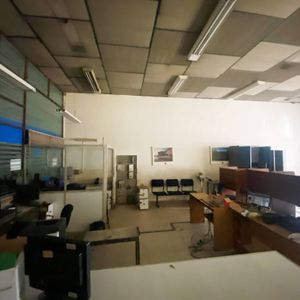 Alquiler - Edificio Rubro De La Salud, 6 Plantas 2465m2 Totales - Colonia Y Barrios Amorin
