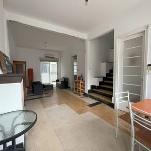 Venta Casa Cinco Dormitorios En Pocitos