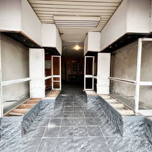 Alquiler - Local Comercial En Union Con 40 M2 - 8 De Octubre Y Serrato