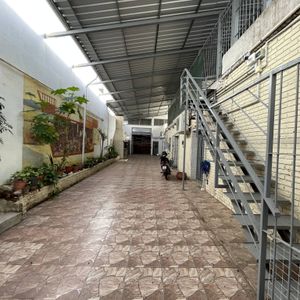 Venta De Local Comercial Con Casa En Brazo Oriental