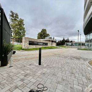 Alquiler De Garage En Avenida De Las Americas En Parque Miramar