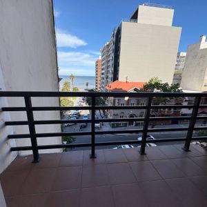 Venta De Oficina En Pocitos Con Renta