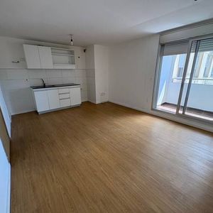 Alquiler - Apartamento Con Tres Dormitorios Y Terraza En La Blanqueada - Bv. Jose Batlle Y Ordoñez Y Larrañaga