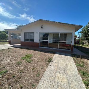 Venta De Casa Con 3 Dormitorios En Marindia.