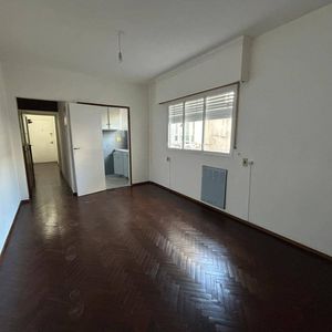 Alquiler De Apartamento En Baltasar Vargas Con 1 Dormitorio En Pocitos