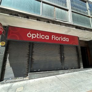 Venta De Local Comercial Con 116 Mts2 En Ciudad Vieja