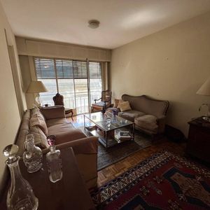 Venta De Apartamento Con 2 Dormitorios  En Centro