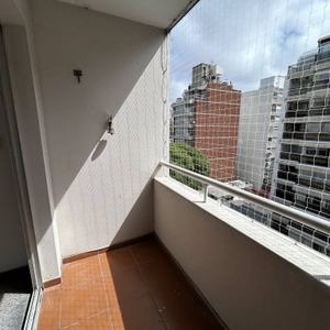 Alquiler Apartamento Un Dormitorio Con Balcon En Pocitos