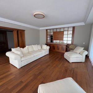 Alquiler - 360 M2 En Punta Carretas, Terraza, Frente - Bv. Artigas Y Parva Domus