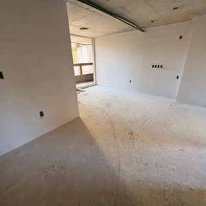 Venta De Apartamento Con 1 Dormitorio Y Terraza  En Parque Batlle