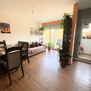Venta De Apartamento Con 2 Dormitorios Y Cochera En Union