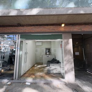 Venta De Local Comercial En Cordon Sur. Con Renta!