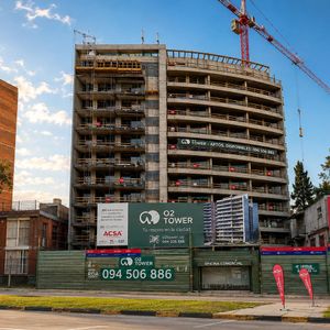 Venta De Apartamento Con 2 Dormitorios Con Parillero En Parque Batlle. O2 Tower