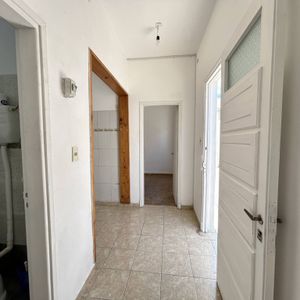 Alquiler - Aartamento Con 2 Ambientes En Perez Castellanos - Santiago Sierra Y Gral. Flores