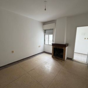 Alquiler De Apartamento En Juan Paullier Con 1 Dormitorio En La Comercial