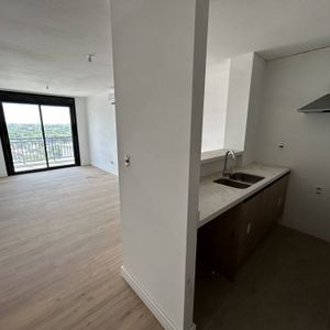 Alquiler De Apartamento En Avenida Millan Con 1 Dormitorio En Reducto