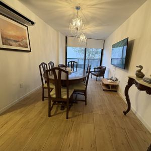 Alquiler Apartamento Dos Dormitorios, Amoblado, Con Patio Y Garaje En Buceo.