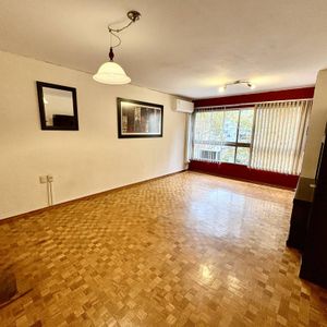 Venta De Apartamento Con 2 Dormitorios En Barrio Sur