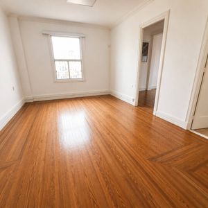 Venta De Apartamento Con 6 Dormitorios En Centro