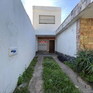 Venta De Apartamento De 2 Dormitorios En Tres Cruces