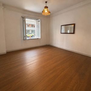 Venta De Apartamento Con 4 Dormitorios En Centro
