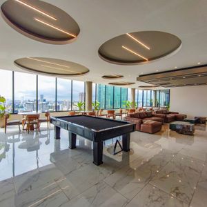 Monoambiente Amoblado En Alquiler De Lujo En Equipetrol 