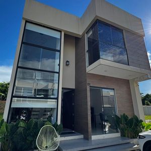 Hermosa Casa En Venta En El Urubo Condominio Los Parques 3
